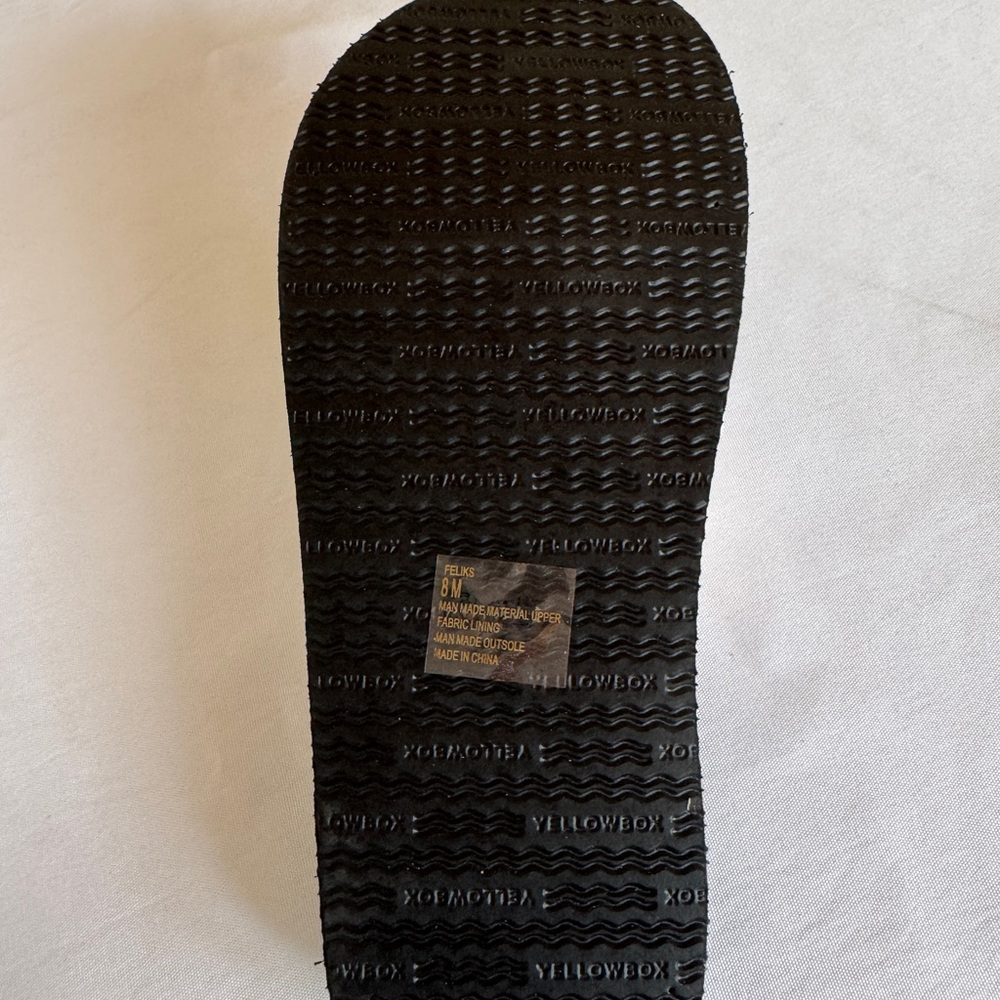 Yellow Box Light Pink Glitter Flip Flop Sandals - Picture 3 of 4